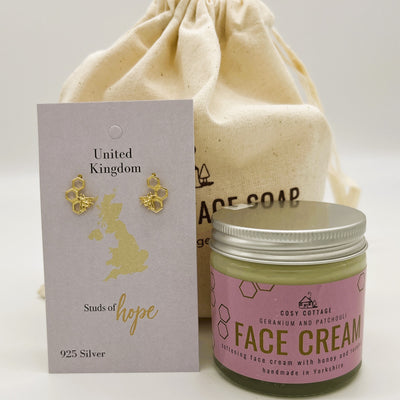 Our beautiful Bee Kind Gift Set