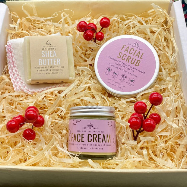 Luxurious Skin Brightening Boxed Collection 