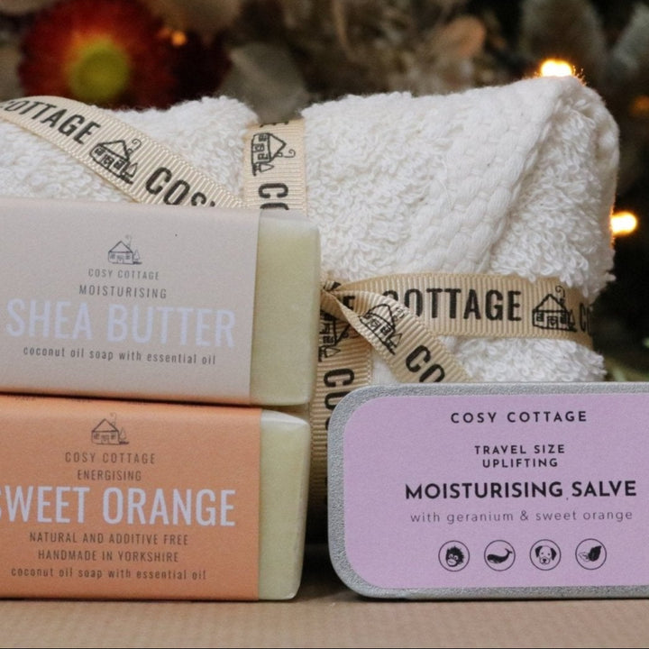 Christmas Mini Soap & Quick Fix Salve Bundle - Cosy Cottage Soap