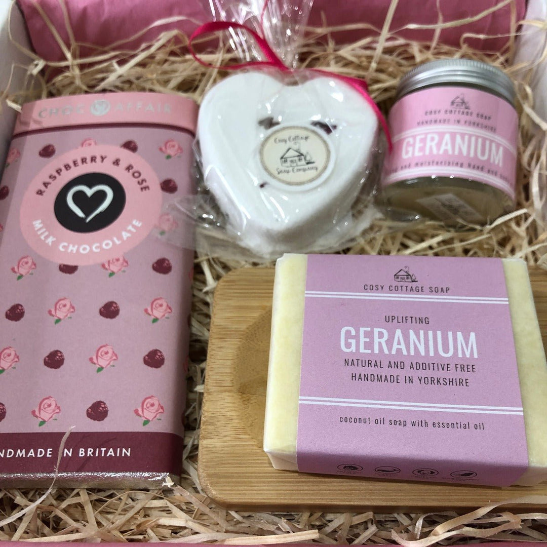 Geranium Treats Gift Box - Cosy Cottage Soap