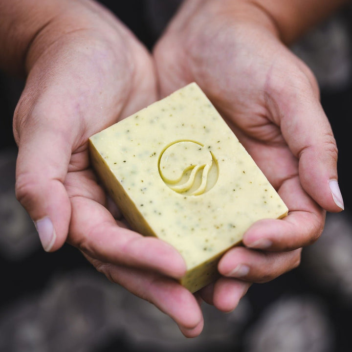 Large 'Seagrown' Kelp - Infused Soap with Essential Oil Blend Fragrance - Cosy Cottage Soap