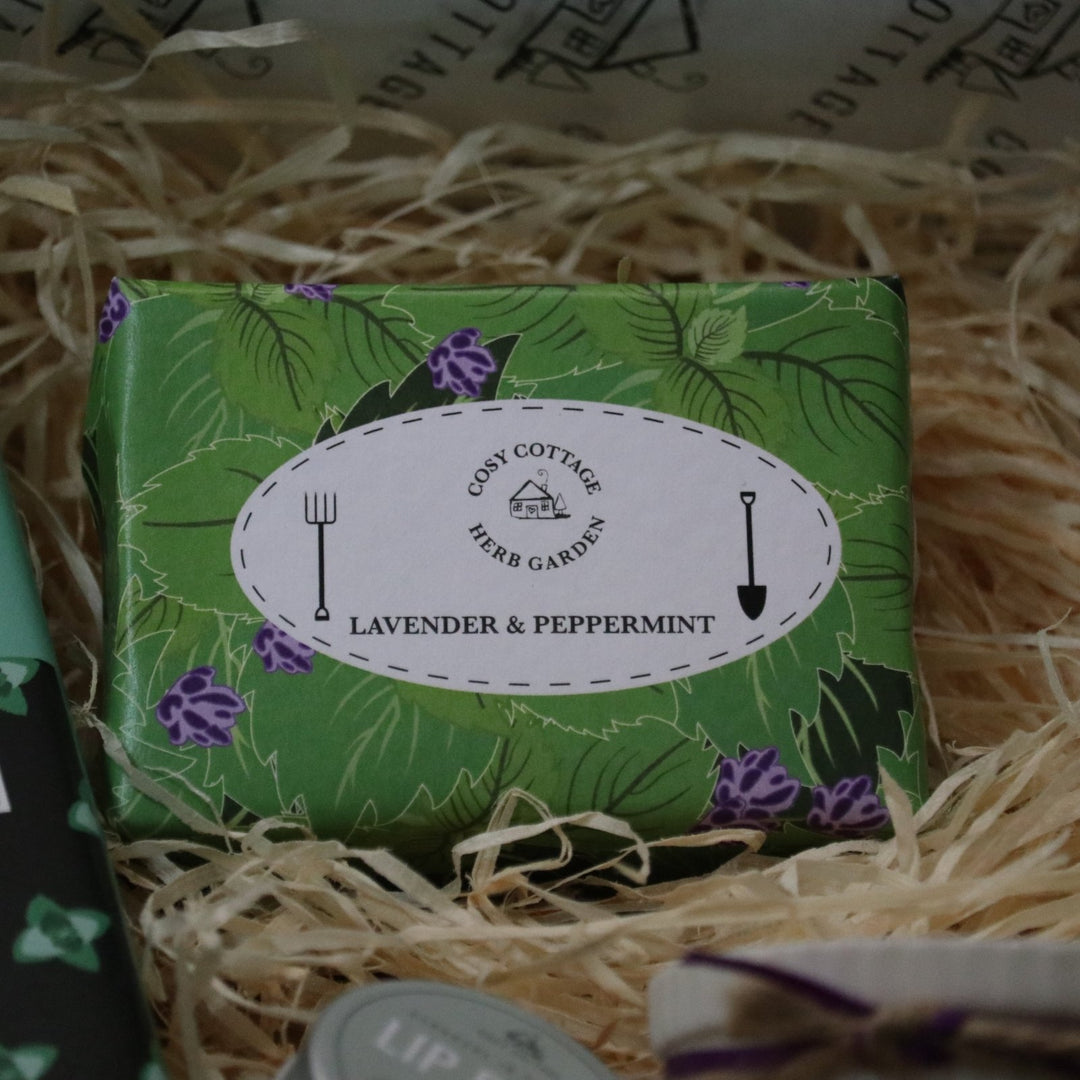 Lavender & Peppermint Christmas Gift Box - Cosy Cottage Soap