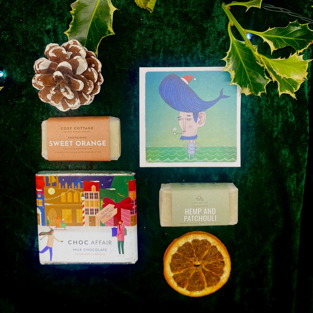 Little Bit of Christmas Love  - Cosy Cottage Soap