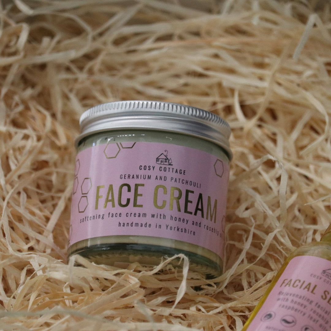 Luxury Christmas Facial Pampering Trio - Cosy Cottage Soap