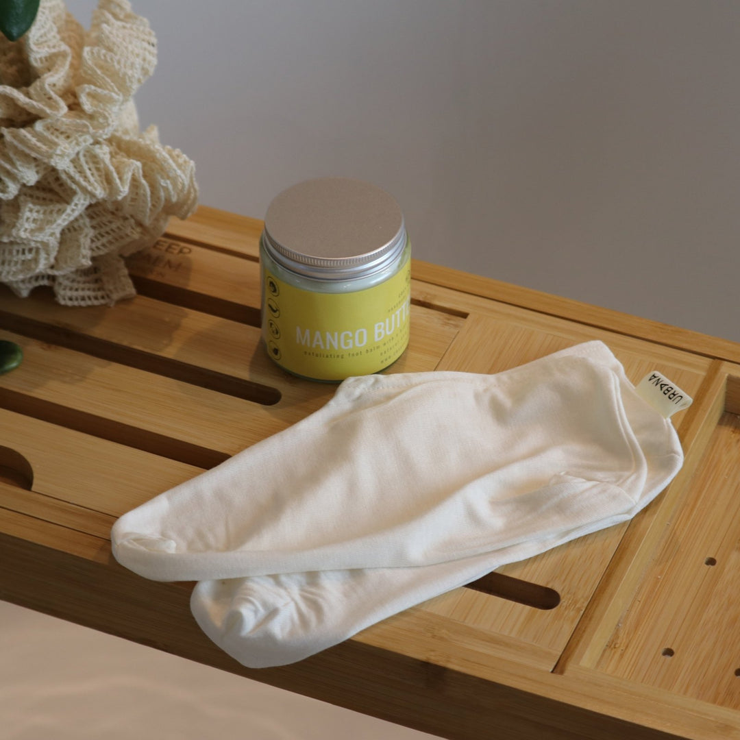Mango Butter & Lemon Foot Balm With Pumice and/or Moisturising Bamboo Socks - Cosy Cottage Soap