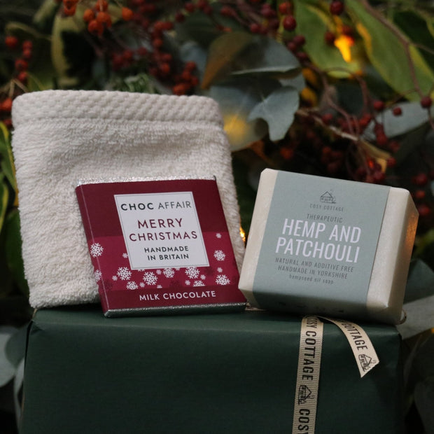 Men's Surprise Christmas Bundle - Cosy Cottage Soap