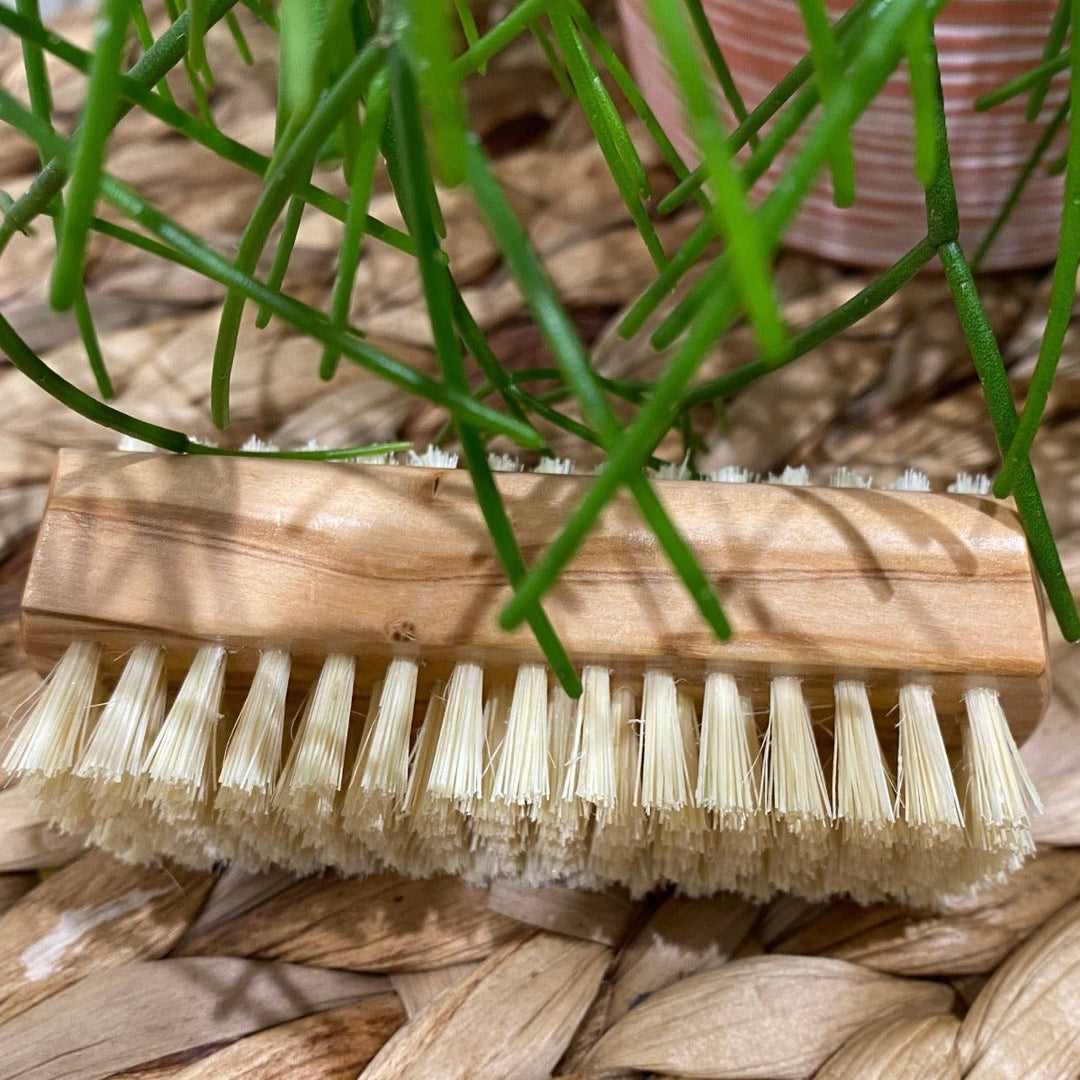 Olive wood nail brush with sisal bristles - Cosy Cottage Soap