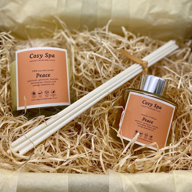 Cosy Spa candle and reed diffuser gift set