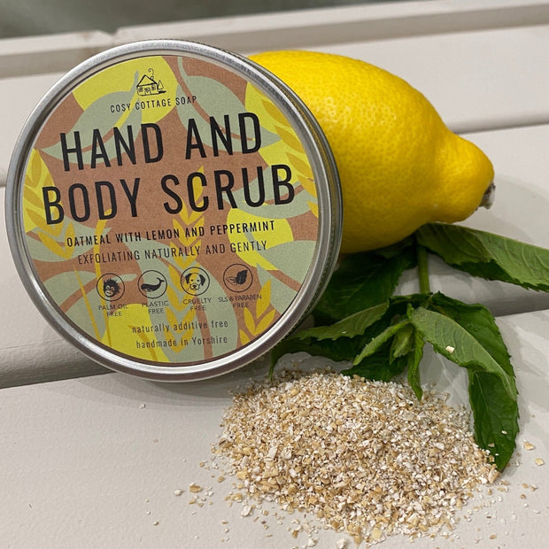 Cosy Cottage hand and body scrub tin